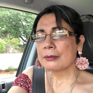 Meet your Posher, Amarilys